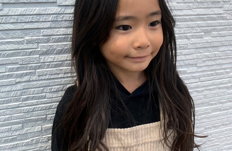 キッズカットで子育てを応援！美容室のWebサイトランディングページ